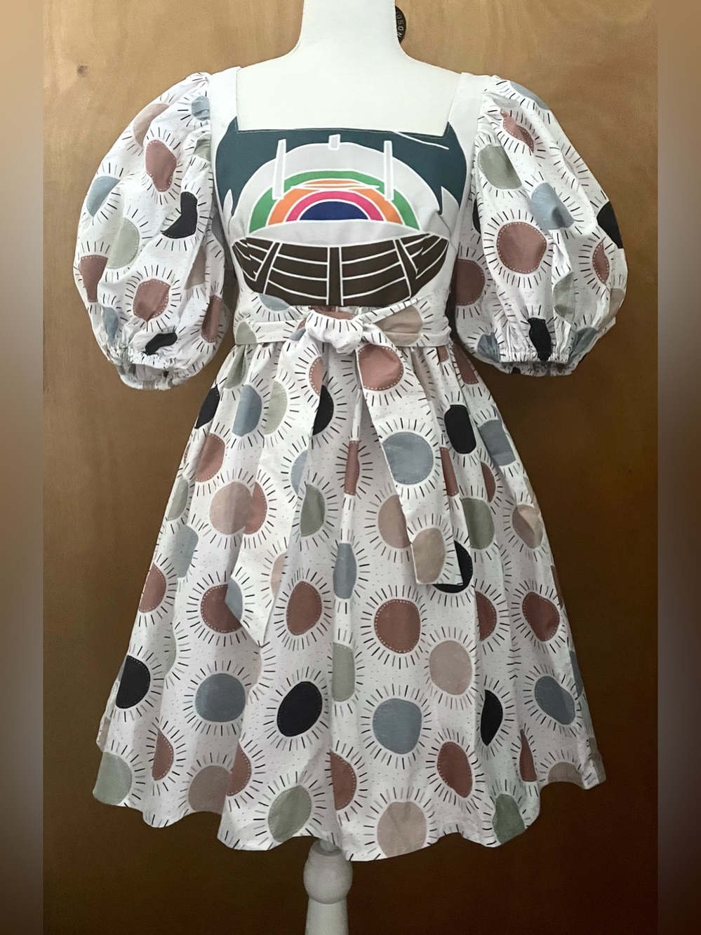 Puff-Sleeve Flared Dress. White with Multicolor print. Size M. Cotton Blend